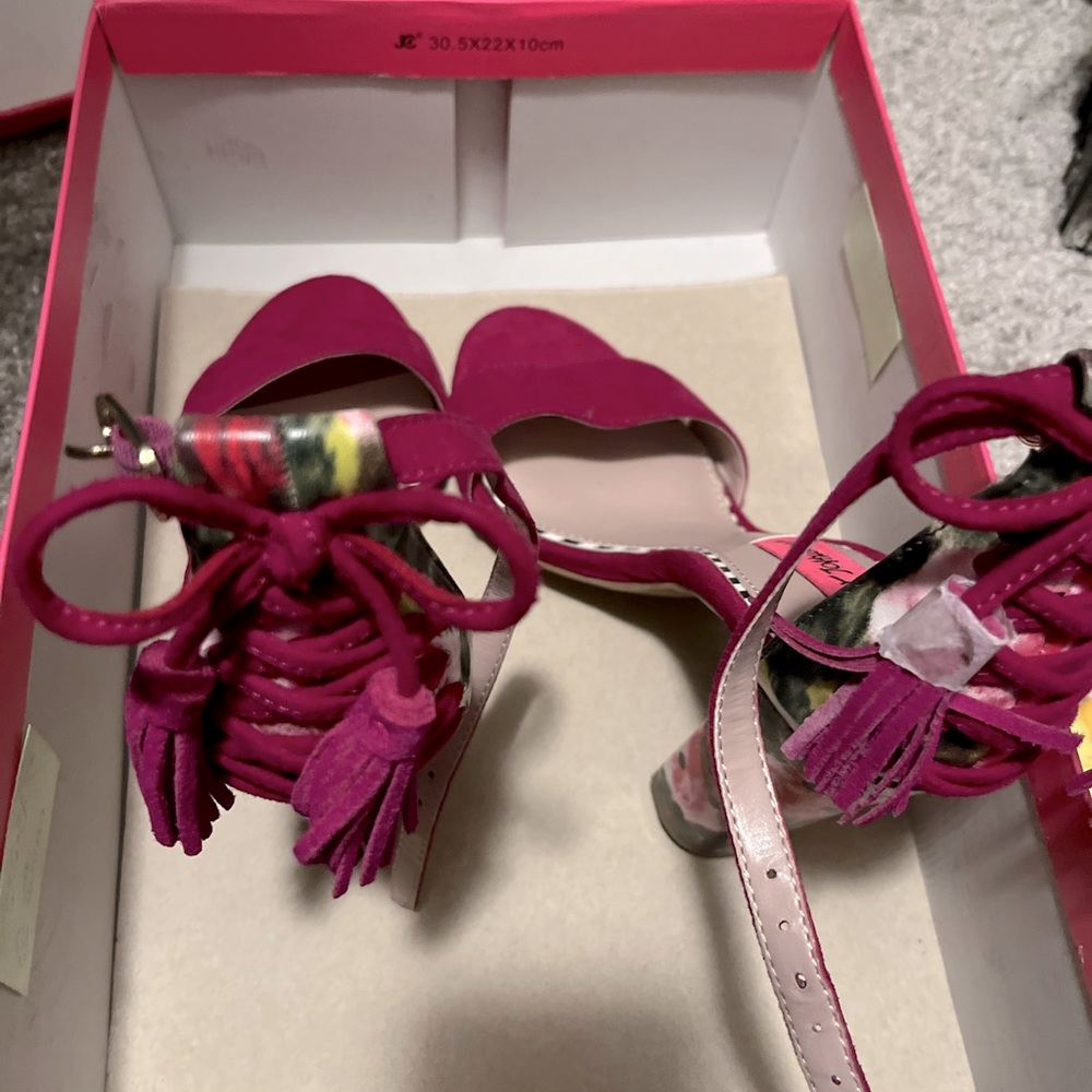 Betsey Johnson Rallo Two-Piece Block-Heel Sandals - Picture 4 of 5